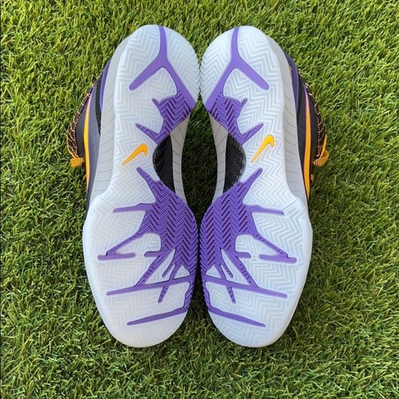 Nike Kobe IV Protro - Picture 6 of 6